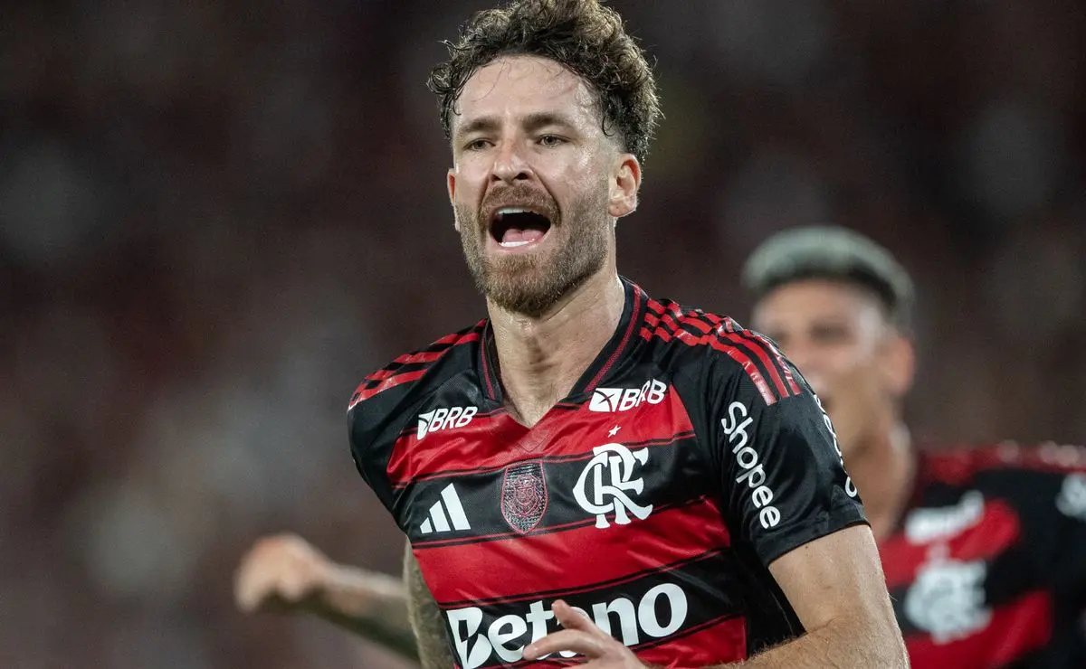 Léo Pereira diminui tensão e marca para o Flamengo diante do Pyramids no Intercontinental