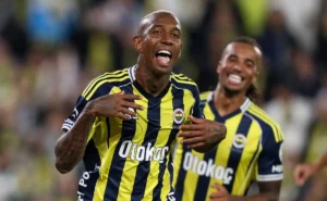 Luis Castro mira Talisca e outros 4 reforços de peso para o Grêmio em busca do título Luis Castro mira Talisca e outros 4 reforços de peso para o Grêmio em busca do título