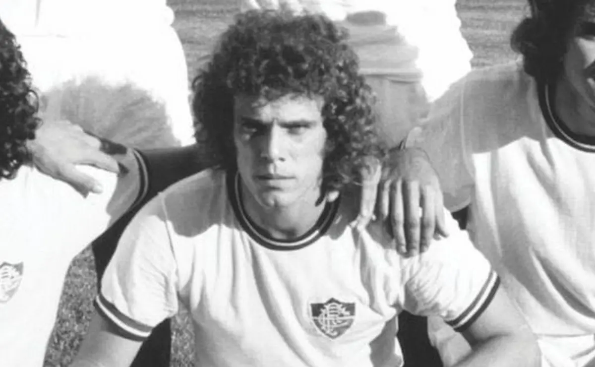 Manfrini, ídolo do Fluminense e ex-jogador de Ponte Preta e Botafogo, morre aos 75 anos Manfrini, ídolo do Fluminense e ex-jogador de Ponte Preta e Botafogo, morre aos 75 anos