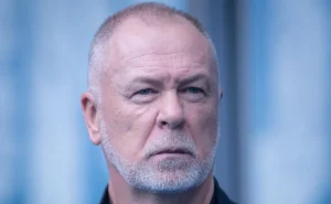 Mano Menezes expressa frustração após Grêmio x Fluminense: "Dois gols com certa facilidade"