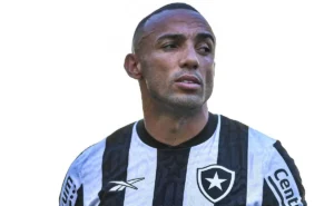 Marçal revela bastidores com Davide Ancelotti e explica sua saída do Botafogo
