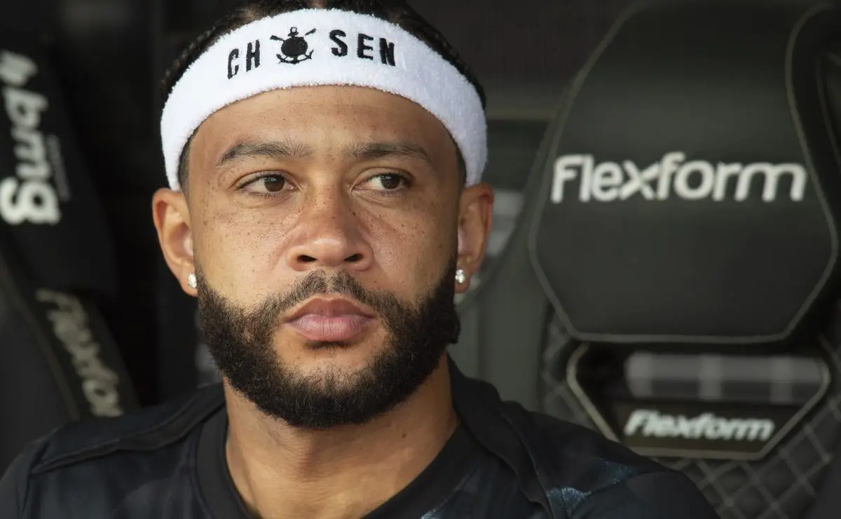 Marcelo Paz define prioridades no Corinthians para 2026: Memphis, Carrillo e outros.