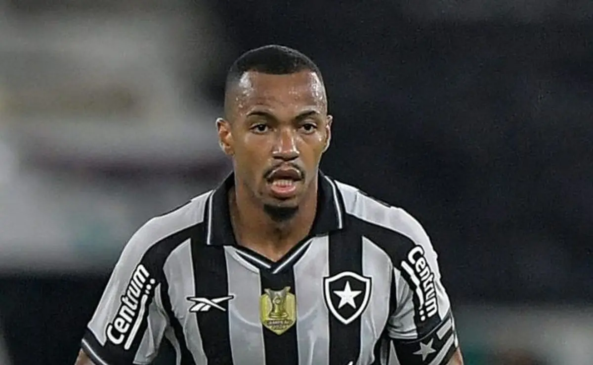 Marlon Freitas amarga ano de 2025 com apenas um gol em 58 jogos pelo Botafogo