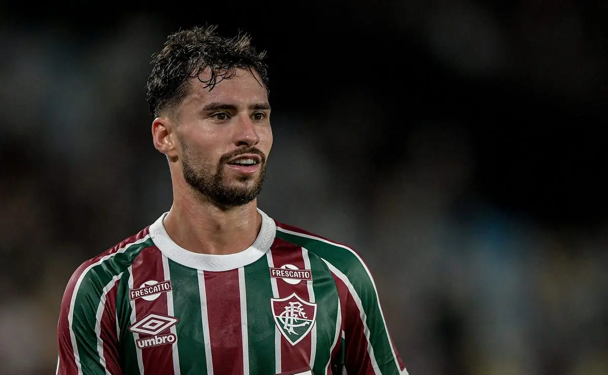 Martinelli declara amor ao Fluminense, mantém sonho europeu, mas não descarta futuro no Brasil Martinelli declara amor ao Fluminense, mantém sonho europeu, mas não descarta futuro no Brasil