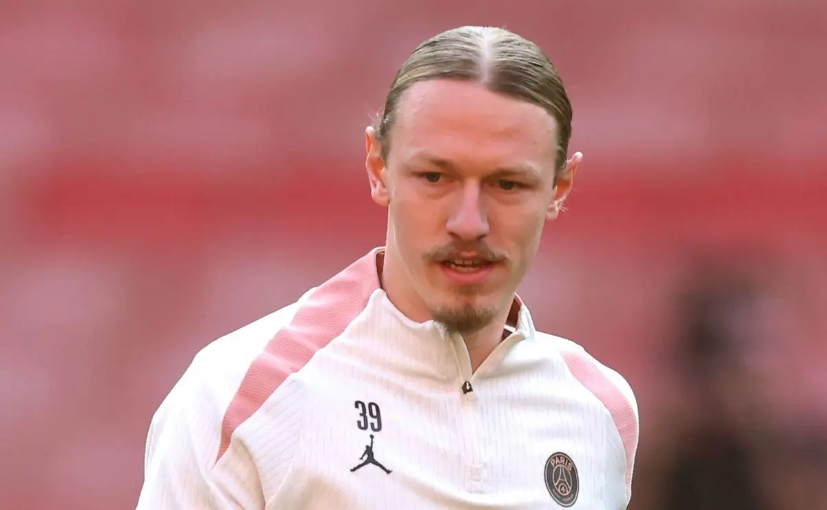 Matvey Safonov: o goleiro do PSG que defendeu 4 pênaltis do Flamengo na final do Intercontinental