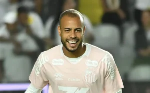 Mayke decide futuro e define permanência ou saída do Santos em 2026