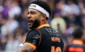 Memphis Depay alcança números impressionantes e se torna o destaque nos mata-matas do Corinthians