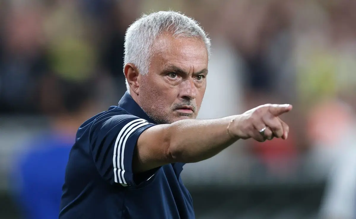 Mourinho Aprova: Flamengo Pode Perder Samuel Lino para o Benfica