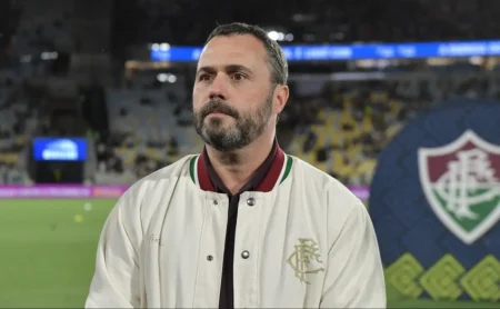 Mário Bittencourt deixa presidência do Fluminense e assume nova função Mário Bittencourt deixa presidência do Fluminense e assume nova função