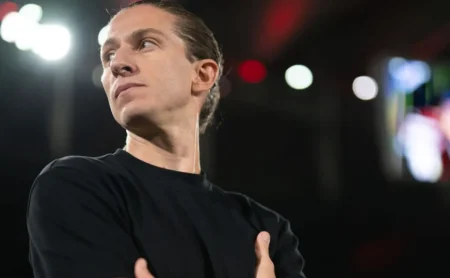 Negociação entre Flamengo e Filipe Luís se estende com salários como foco principal
