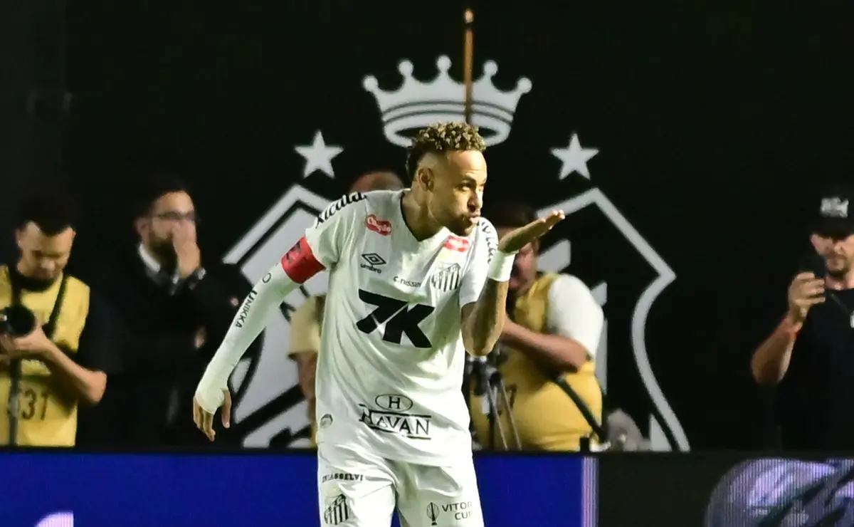 Neymar: cirurgia no joelho nos EUA antecede possível retorno ao Santos Neymar: cirurgia no joelho nos EUA antecede possível retorno ao Santos