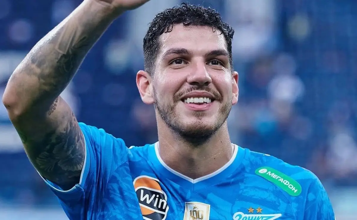 Nino, com desejo de jogar no Brasil, pode receber proposta do Palmeiras