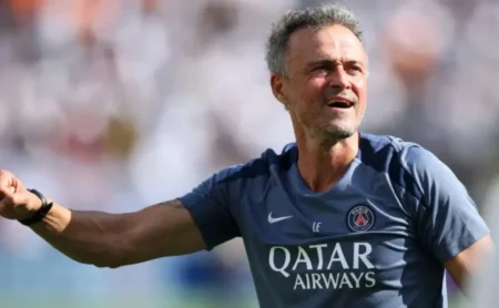 PSG vence no Francês com time misto antes de duelo com o Flamengo PSG vence no Francês com time misto antes de duelo com o Flamengo