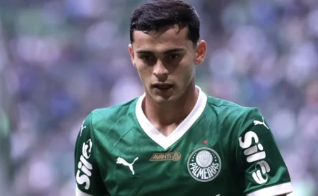 Palmeiras confirma a permanência de Sosa e Facundo Torres até 2026 Palmeiras confirma a permanência de Sosa e Facundo Torres até 2026