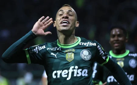 Palmeiras lucra R$ 7,5 milhões com venda de destaque do bicampeonato da Libertadores