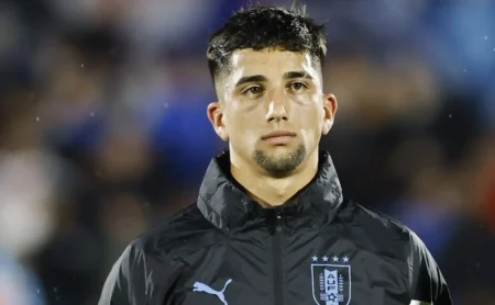 Pedrinho BH demonstra interesse e Cruzeiro disputa com Nacional-URU e Bahia por Cristian Olivera