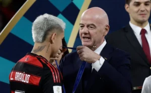 Presidente da Fifa elogia Flamengo no Catar e clube reforça laços