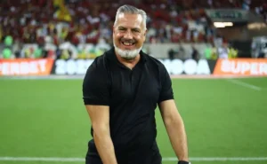 Pressão e saudade: José Boto pode deixar o Flamengo por proposta europeia Pressão e saudade: José Boto pode deixar o Flamengo por proposta europeia