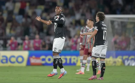 Rayan se destaca em nova atuação contra o Fluminense e impulsiona o Vasco na Copa do Brasil