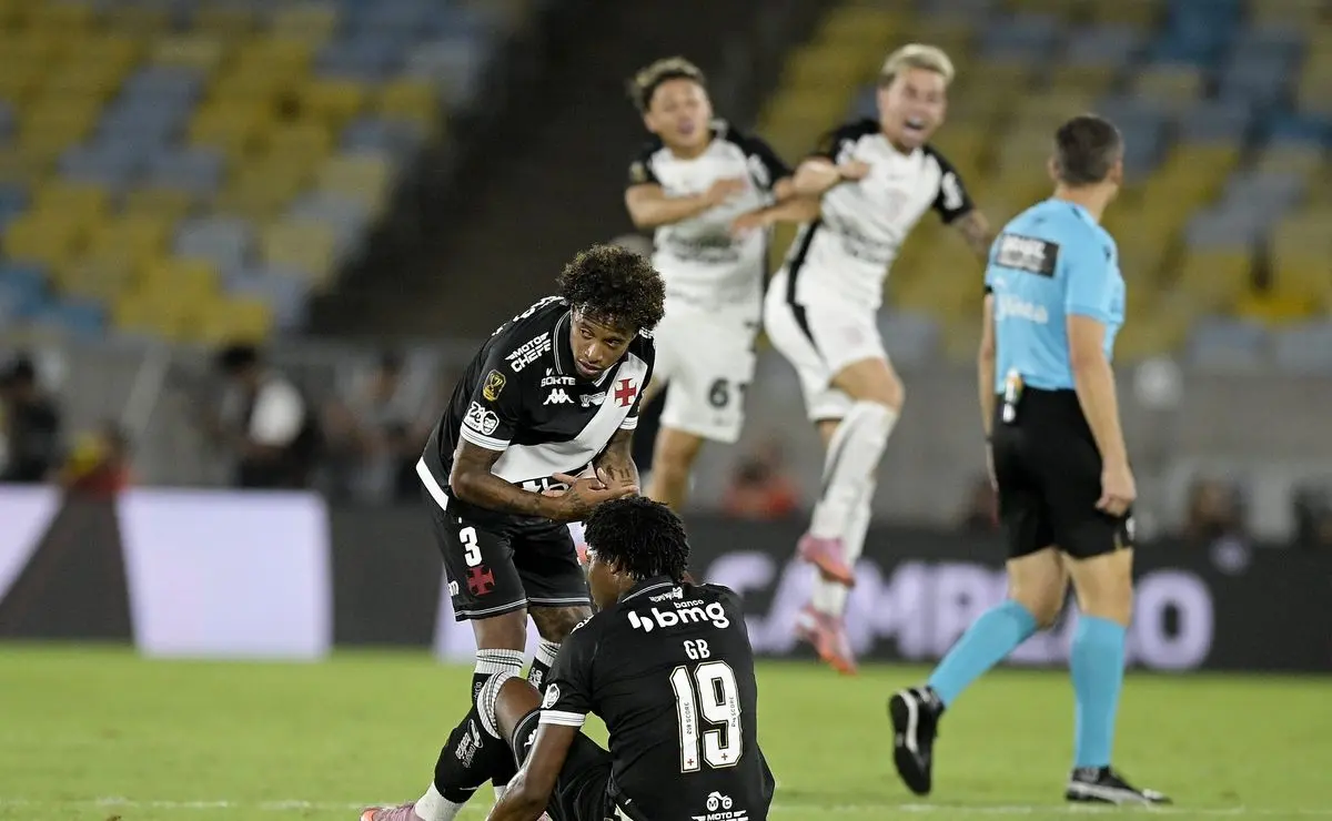 Reação da internet: memes sobre o vice do Vasco na Copa do Brasil