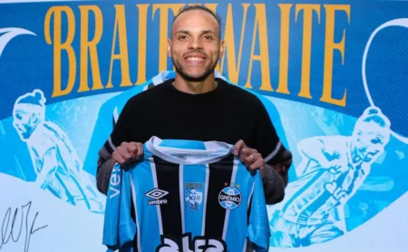 Relação entre Grêmio e Braithwaite esfria após revelação de dívida de R$ 5 milhões