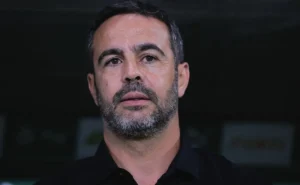 Saída de Davide Ancelotti gera pedidos de retorno de Artur Jorge entre torcedores do Botafogo: “Posta o Pix”