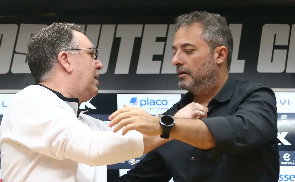 Santos: Teixeira e Mattos em divergências sobre o planejamento do elenco para 2026 Santos: Teixeira e Mattos em divergências sobre o planejamento do elenco para 2026