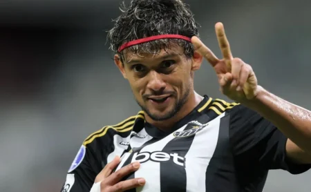 Santos busca Scarpa e Atlético-MG pede R$ 29 milhões pela negociação