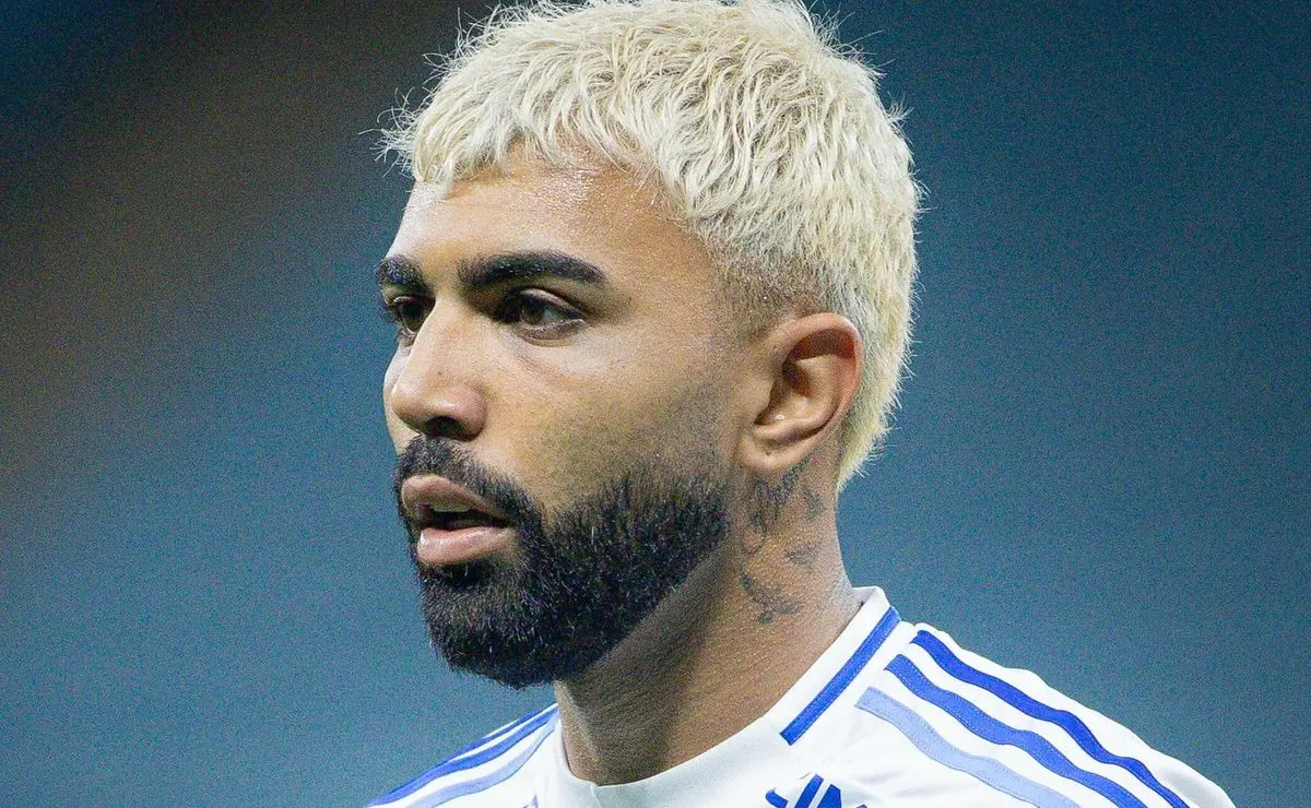 Santos encerra novela e oficializa contratação de Gabigol