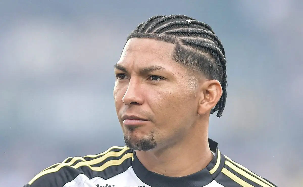 Santos negocia com Rony, mas Atlético-MG pede R$ 33 milhões pela transferência