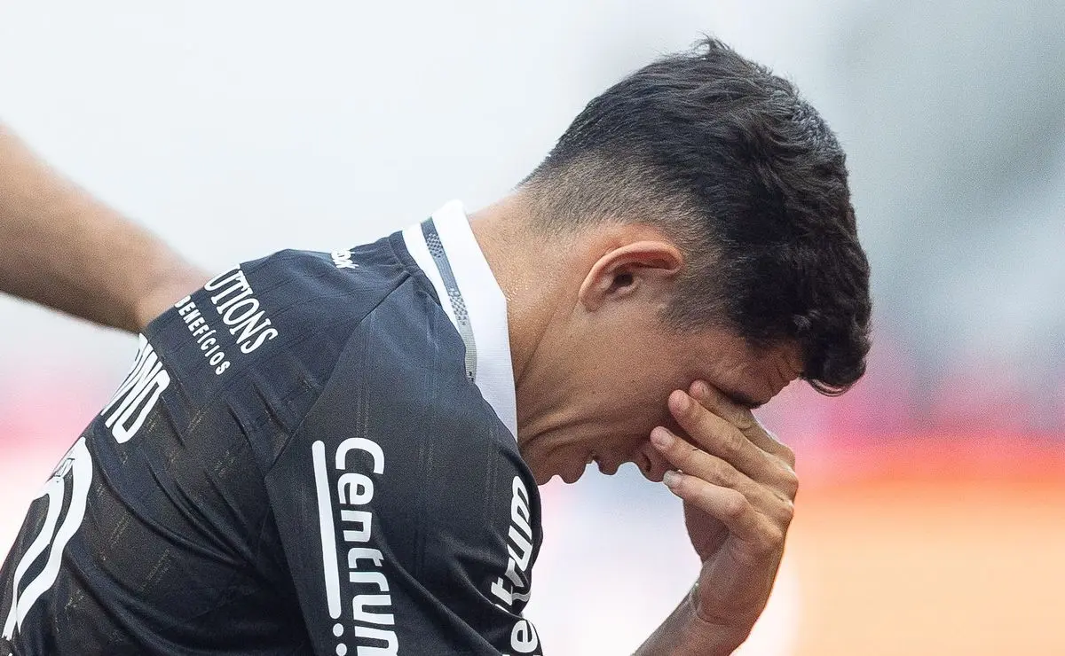 Savarino resiste à proposta do São Paulo nos bastidores do mercado da bola