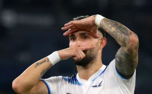 Taty Castellanos exige alto salário e negociação com o Flamengo perde força