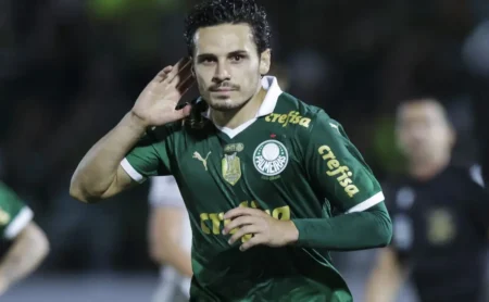 Textor planeja investir pesado no Botafogo para contratar Raphael Veiga em 2026