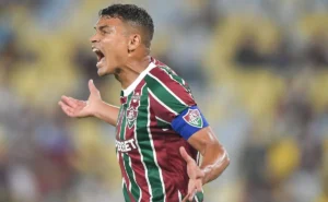 Thiago Silva critica postura do Fluminense após derrota para o Vasco: “Paramos de jogar” Thiago Silva critica postura do Fluminense após derrota para o Vasco: “Paramos de jogar”