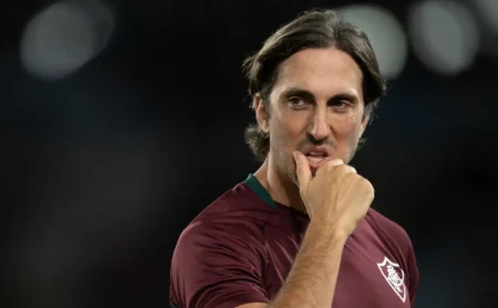 Thiago Silva é desfalque para Zubeldía no Fluminense no Brasileirão