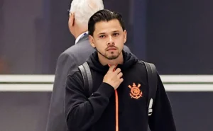 Torcida corintiana agradece a Ángel Romero e lamenta despedida: “Ídolo”