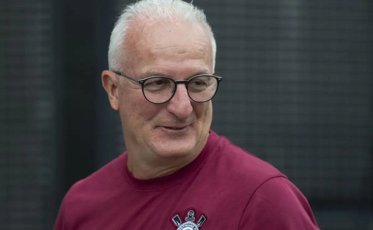 Torcida corintiana elogia escalação de Dorival Júnior contra o Cruzeiro e valoriza Gustavo Henrique Torcida corintiana elogia escalação de Dorival Júnior contra o Cruzeiro e valoriza Gustavo Henrique
