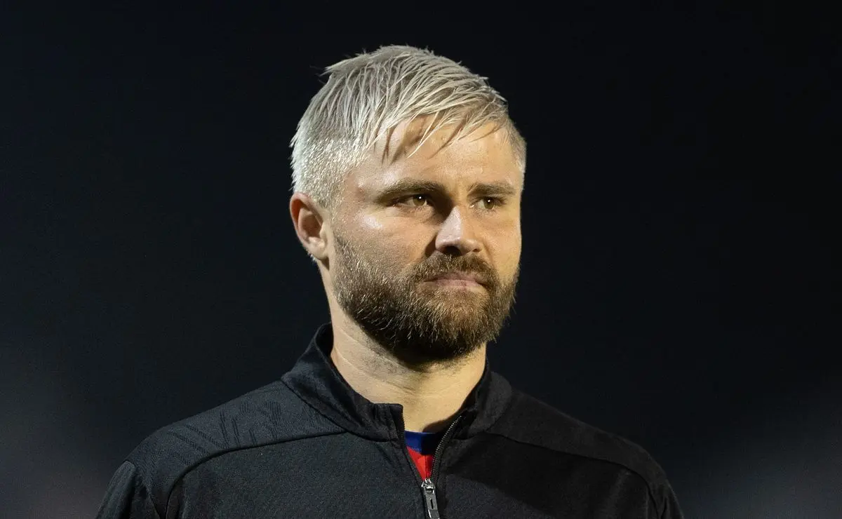 Torcida do Internacional comenta salário de Sasha e comparação com Borré gera debate: Vale mais Torcida do Internacional comenta salário de Sasha e comparação com Borré gera debate: "Vale mais"