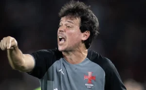 Tostão analisa Vasco x Corinthians e critica o "Dinizismo" na Copa Betano do Brasil