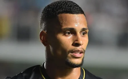 Transferência de Mailton para a Chapecoense: proposta não empolga torcedores do São Paulo