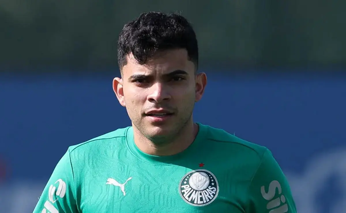Vasco busca empréstimo de Bruno Rodrigues, mas Palmeiras exige venda para liberar o atacante