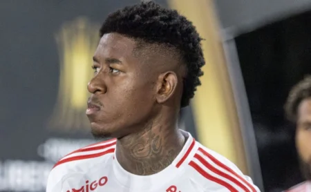 Vitão no Flamengo: Léo Ortiz celebra a chegada do reforço