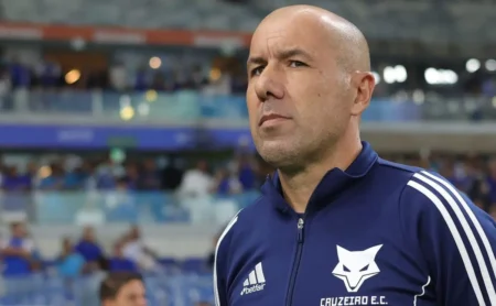 Wanderson avança na recuperação, mas é dúvida para Leonardo Jardim no Cruzeiro para a Copa do Brasil