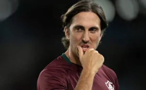 Zubeldía aprova, Fluminense negocia com Luis Mandaca e volante demonstra receio em assinar com o Tricolor