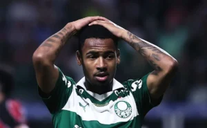 Allan destaca motivação extra em clássico Palmeiras x Santos: "10% a mais"