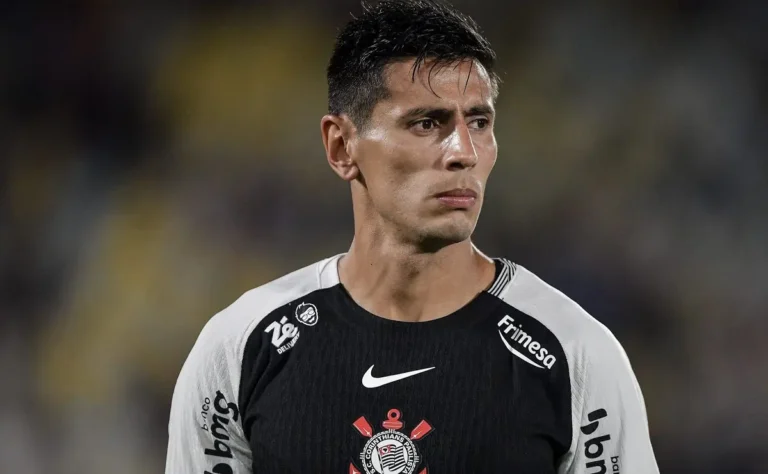 Angileri: Inter abre negociações com lateral do Corinthians em meio a futuro incerto Angileri: Inter abre negociações com lateral do Corinthians em meio a futuro incerto