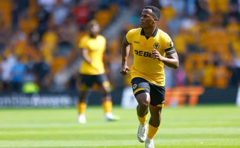 Arias marca seu primeiro gol na Premier League com o coração no Fluminense Arias marca seu primeiro gol na Premier League com o coração no Fluminense