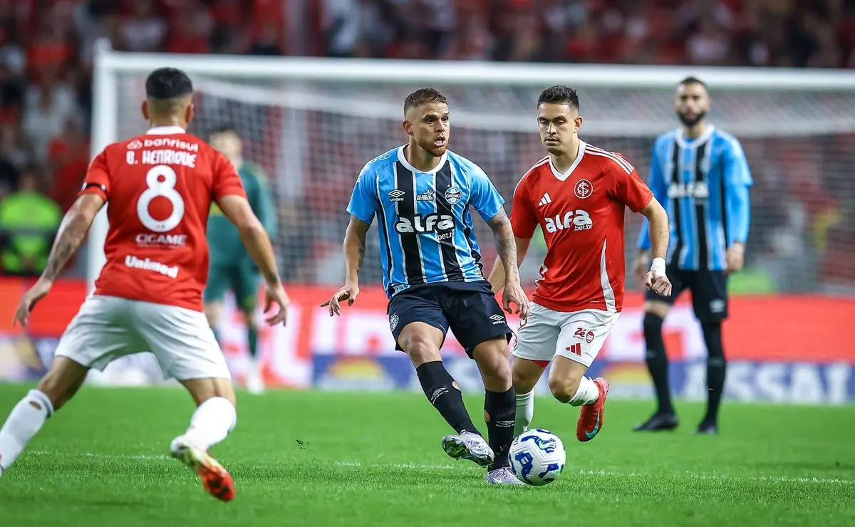 Baldasso reconhece superioridade do Grêmio e o aponta como favorito no Gauchão Baldasso reconhece superioridade do Grêmio e o aponta como favorito no Gauchão
