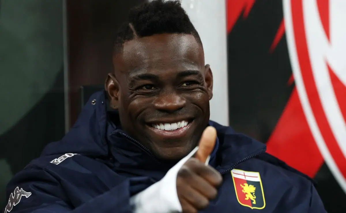 Balotelli, oferecido ao Fluminense por intermediário, teve contratação descartada em dezembro Balotelli, oferecido ao Fluminense por intermediário, teve contratação descartada em dezembro