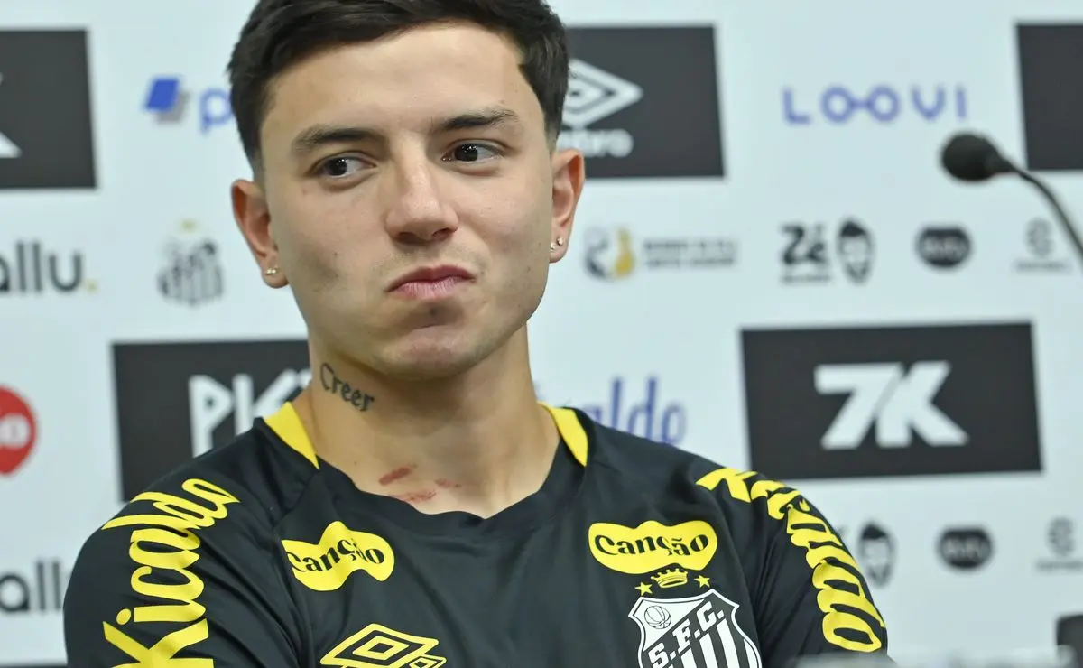 Barreal indica que o Santos buscará repetir fórmula vitoriosa do Brasileirão para vencer o Corinthians no Paulistão